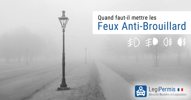 Feu anti brouillard voiture blanc et jaune 2 phares